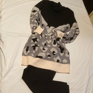 Tunic Turtleneck Sweater Dress Leopard Print L/XL